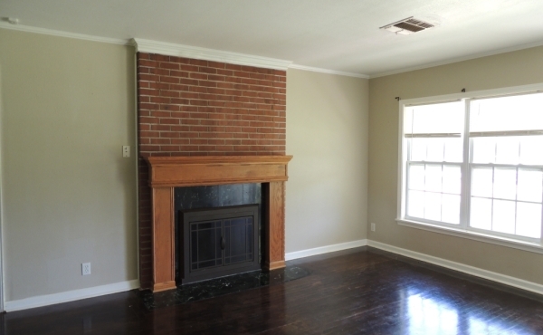 18 Living Room #1