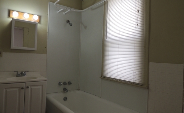 13 Bathroom